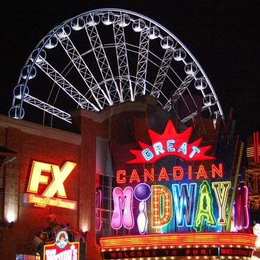 Canadian midway at Niagara Falls